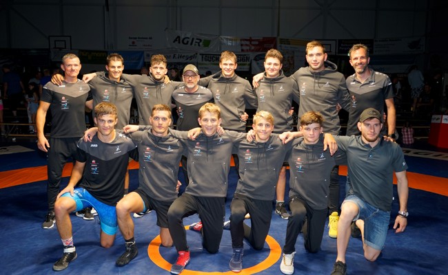 RCOG: Harter Heimkampf gegen den Co-Leader