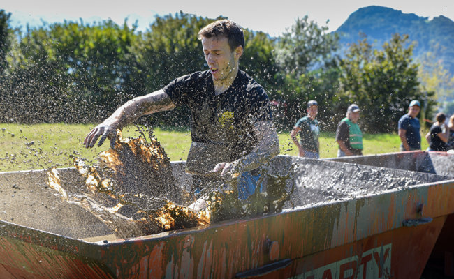 Wartauer Schlammschlacht: Dreckig und hart – aber ein Riesenspass
