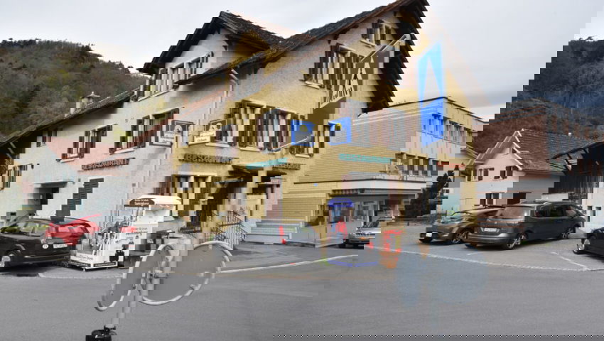  Zukunft ungewiss: Der «Ochsen» im Zentrum von Sevelen.