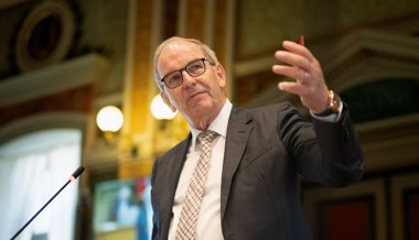 St.Galler Kantonsrat verbietet das Rauchen auf Spielplätzen und halst Patienten Dolmetscherkosten auf