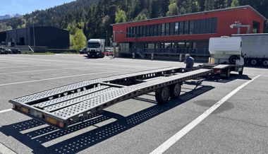 Gravierende Mängel: Autotransporter von Polizei stillgelegt