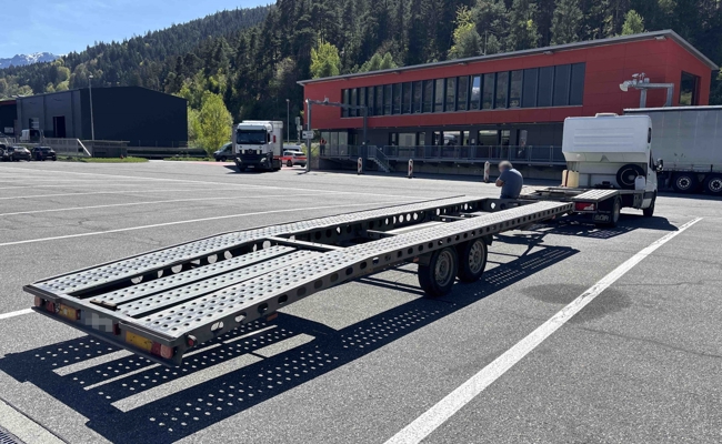 Gravierende Mängel: Autotransporter von Polizei stillgelegt