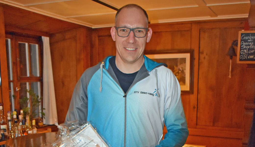 Neues Ehrenmitglied: Mario Dütschler vom STV Salez-Haag.