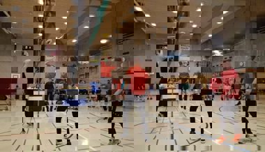 Über 120 Teilnehmerinnen und Teilnehmer an der grossen Volleyballnacht im BZBS