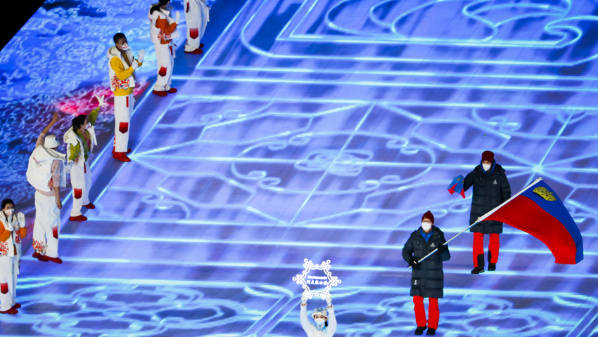  So klein wie noch nie an Olympischen Winterspielen: Die Liechtensteiner Delegation an der Eröffnung in Peking. 