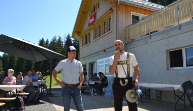 Von neuer Alpkäserei begeistert