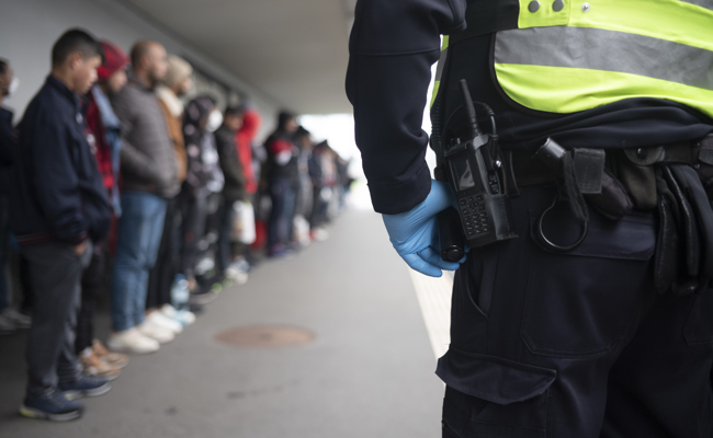 SVP beharrt auf mehr Kontrollen an der Grenze im Rheintal