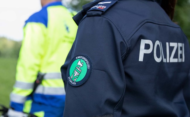 Tragischer Arbeitsunfall: 29-Jähriger stirbt bei Verladearbeiten