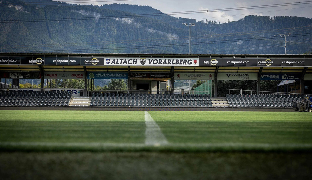 Weil er heimlich Spielerinnen filmte: Ehemaliger sportlicher Leiter des SCR Altach wird schuldig gesprochen
