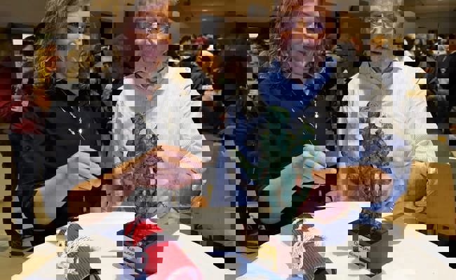 «Namen sind ungeschriebene Geschichte» – Hans Stricker erhielt den Grabser Kulturpreis