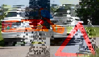 Nach Streifkollision zwischen Gams und Wildhaus sucht die Polizei Zeugen