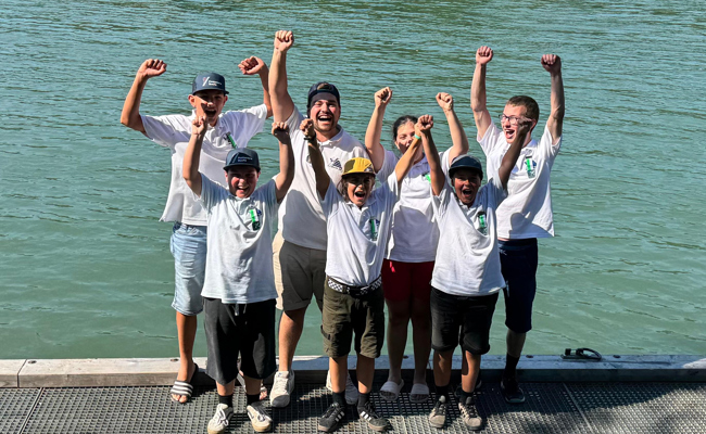 Zu Wasser und im Schnüren: Nachwuchs holt Kränze