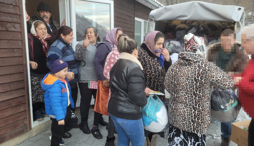 Verteilung von Hilfsgütern, die der Verein Humanitäre Nothilfe Ukraine organisiert hat.