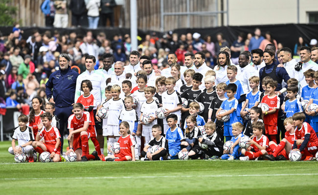 Die Fussball-Nati gab sich im einzigen öffentlichen Training volksnah