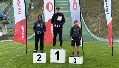 Ronny Dürr springt zweimal auf den zweiten Platz