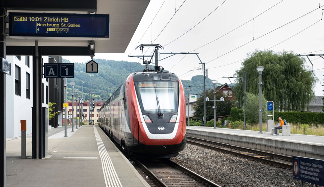 Wie sich die Rheintallinie bewährt – und warum im Kanton St.Gallen ein ÖV-Abbau droht