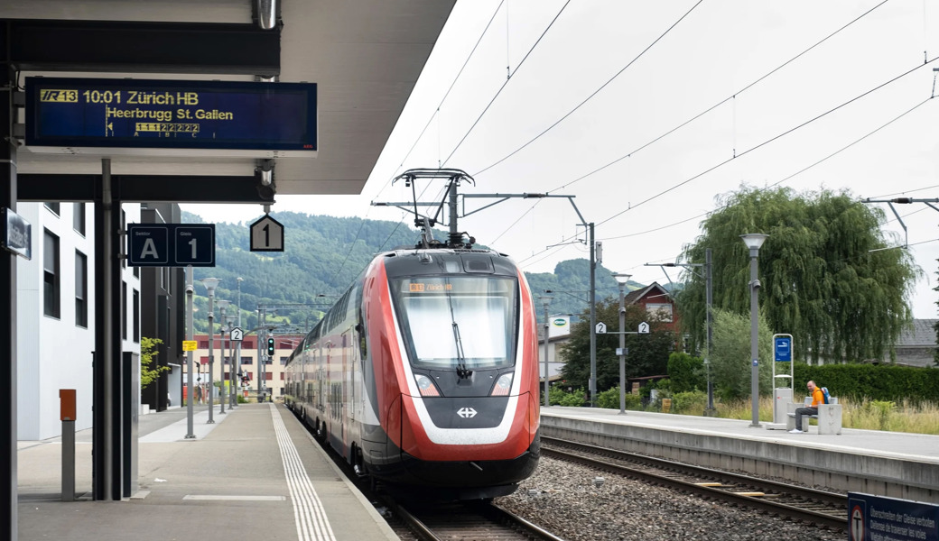 Wie sich die Rheintallinie bewährt – und warum im Kanton St.Gallen ein ÖV-Abbau droht