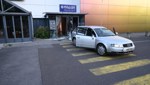 Einbrecher fahren mit gestohlenem Auto ins Haag-Center