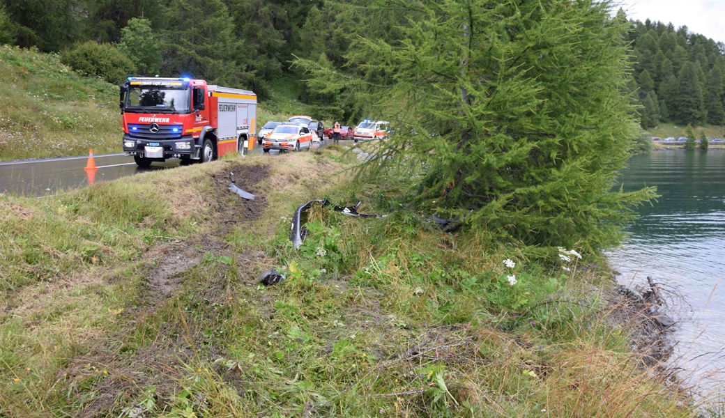 Polizeitaucher lokalisierten das Auto im See.