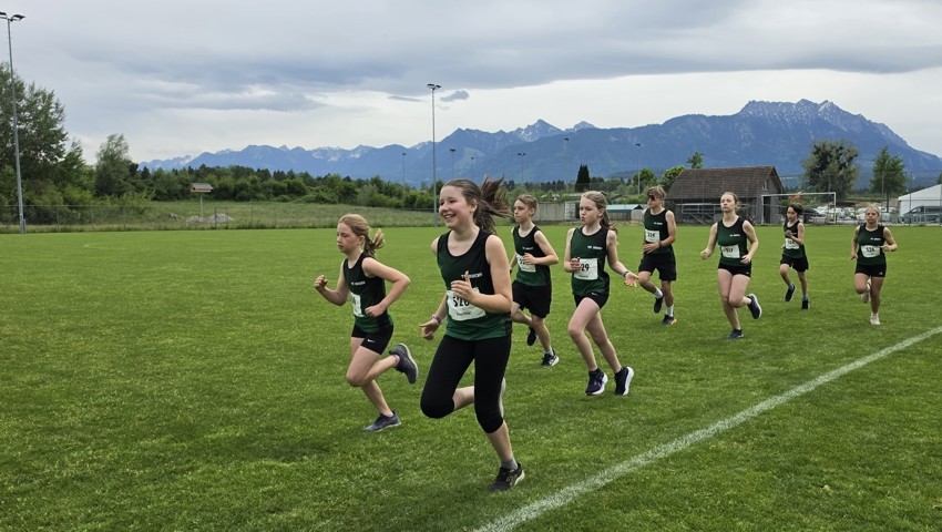 Voller Einsatz des TV Buchs im 1000-Meter-Lauf.