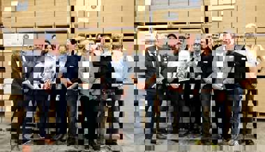 «Es geht um das Erleben der flächigen Qualitäten des Holzes»: Wartauer Schulhaus wurde ausgezeichnet