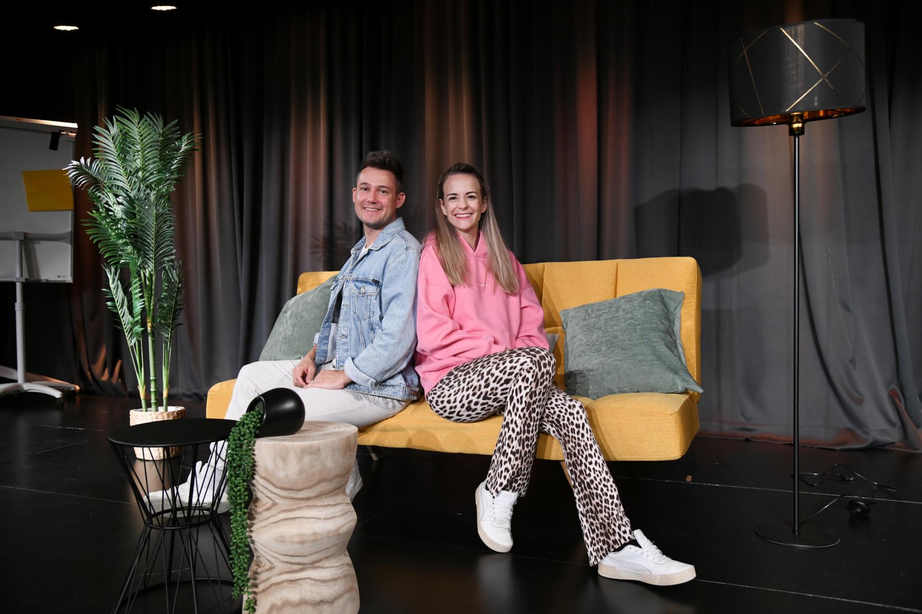 Vorfreude und Nervosität: Erste Show von Influencer-Paar Loredana und Kilian Bamert