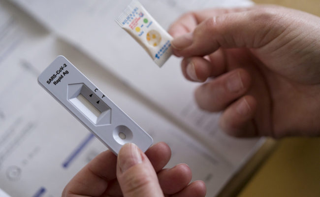 Anzahl der Coronafälle im Werdenberg nimmt zu, die Bettenbelegung bleibt tief