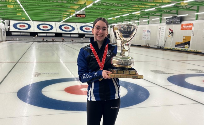 Die Steine im Griff: CC Wildhaus holt sich zweimal Gold