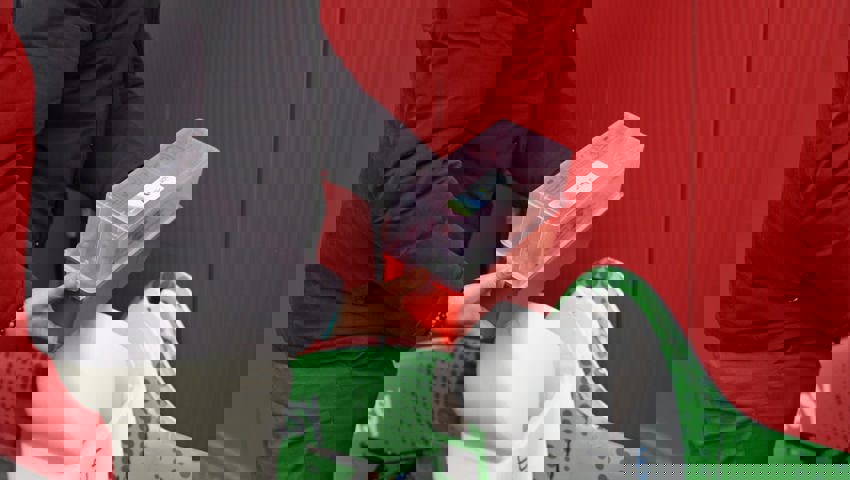  Bis zu 2,3 kg können zugeladen werden. 