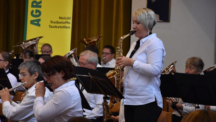  Das Orchester zeigte eine facettenreiche Darbietung. 