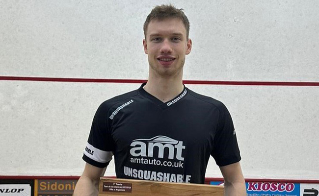 Nach Fünf-Satz-Krimis: Sieg für Yannick Wilhelmi an PSA World Tour