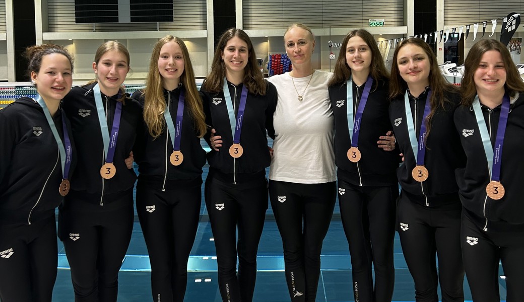 Bronzemedaille für die Elite-Schwimmerinnen des SC Flös Buchs. 
