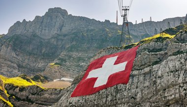 Wegen schlechten Wetterprognosen: Fahne wird auf Schwägalp ausgerollt