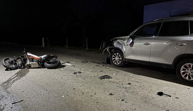 Töfffahrer nach Frontalkollision schwer verletzt