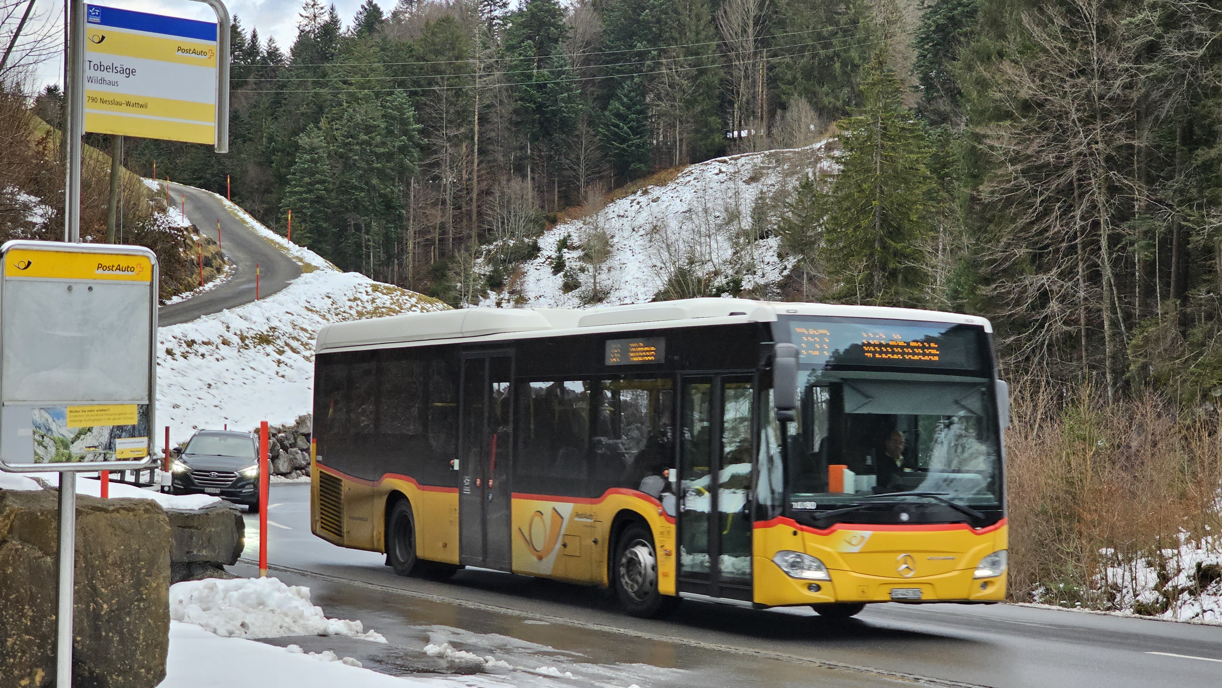 Bei der Tobelsäge halten weiterhin keine Postautos