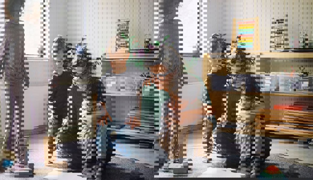 Förderung beginnt schon vor der Schule. Fehlt sie, können Kinder mit Defiziten starten. Das will der Kanton vermeiden. 