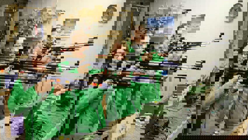  Die Geschwister Kaiser (Sportschützen Grabs) wurden im Gruppenwettkampf Sechste. 