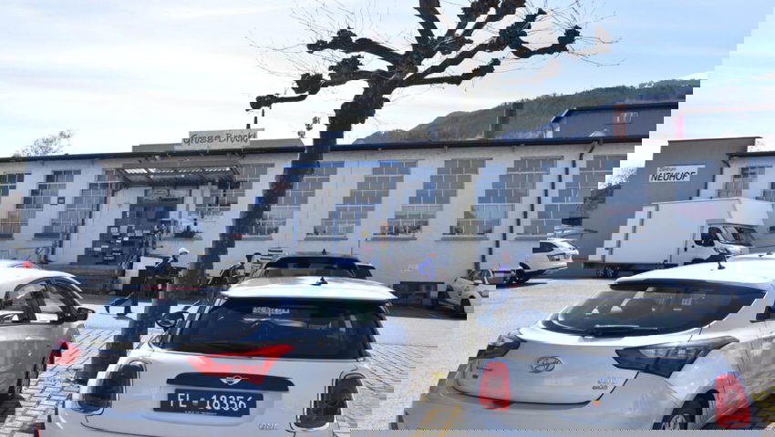  In der alten Weberei im Zentrum Neuhof, dort wo sich jetzt noch das Gross-Brocki befindet, soll bis September 2023 die neue Bibliothek + Ludothek Werdenberg entstehen. 