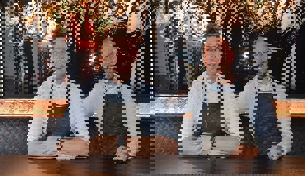 Küchenchef Martin Ospelt und Sous Chef Melf Jensen bekochen seit dem Jahr 2020 ihre Gäste im «Amarone».  