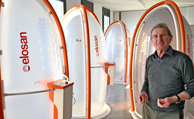 Langzeit-Schmerzpatienten dürfen hoffen: Ein leichtes Kribbeln lindert ihre Schmerzen