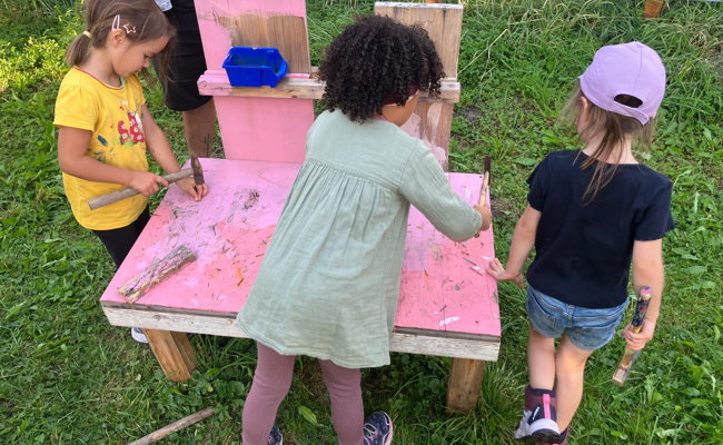 Kinderbaustelle feierte erwärmendes Herbstfest
