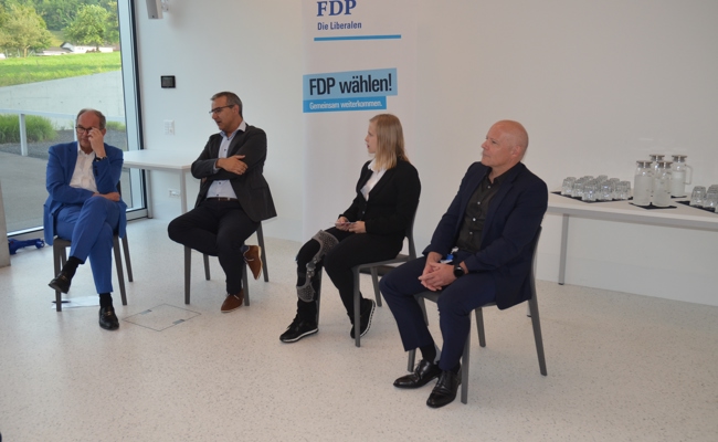 FDP im Spital Grabs: «Die Region braucht dreimal Ja»