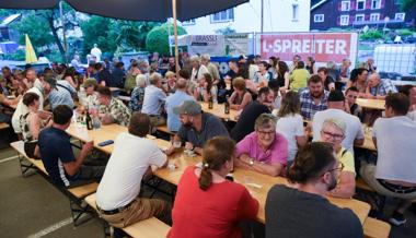 Die Dorfgemeinschaft feierte bis tief in die Nacht