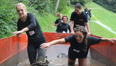 Schaum und Schlamm: Es kann gar nicht dreckig genug sein