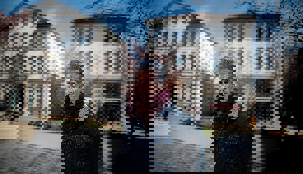 Lukas Indermaur, Geschäftsleiter WWF St. Gallen, unweit seines Büros beim St.Galler Hauptbahnhof.