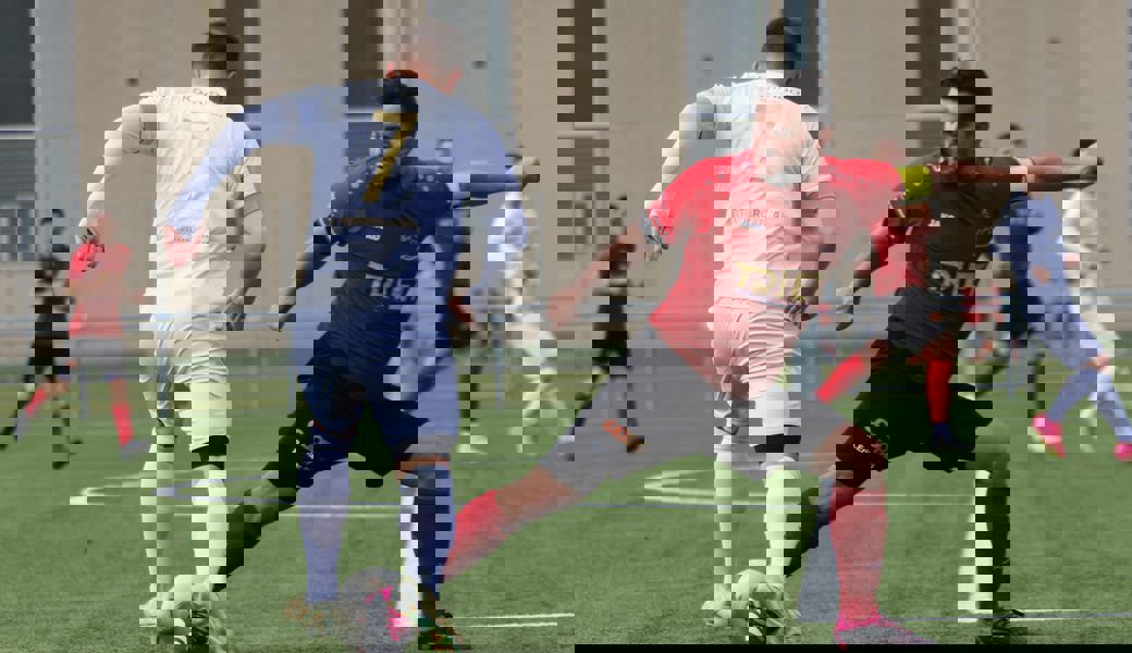 Nicht zu stoppen: Der FC Gams unterliegt zum Auftakt des Triet Storen Wintercups Gastgeber FC Ruggell gleich mit 0:7.