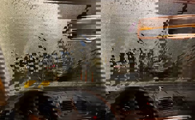 Mit vereisten Scheiben unterwegs: Polizei stoppt mehrere Gucklochfahrer