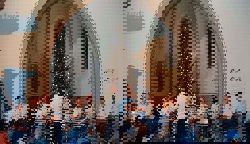  Die jungen Hackbrettspielerinnen und -spieler gastierten erneut in der Kirche Sennwald. 