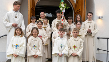 Kinder empfingen erste heilige Kommunion