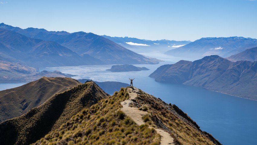 Aufstieg zum Roys Peak oberhalb des Lake Wanaka.